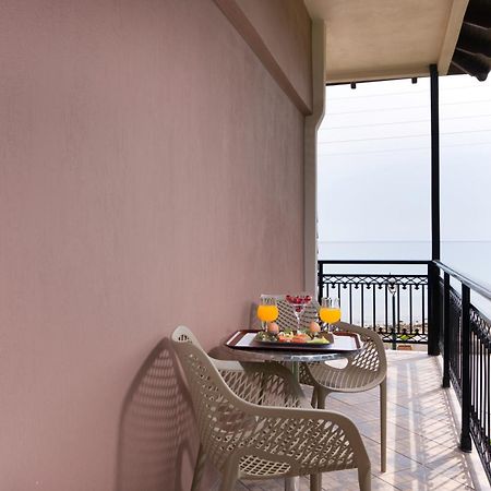 Kamelia & Semeli Hotel 스칼라 포타미아스 외부 사진